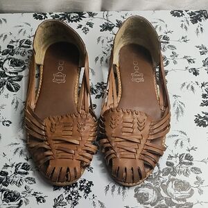 Aldo Brown Leather Flats with‎ Intricate Weaving
